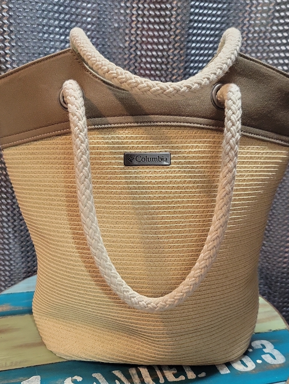 Columbia Beige/Tan Rope-Handle Beach Tote